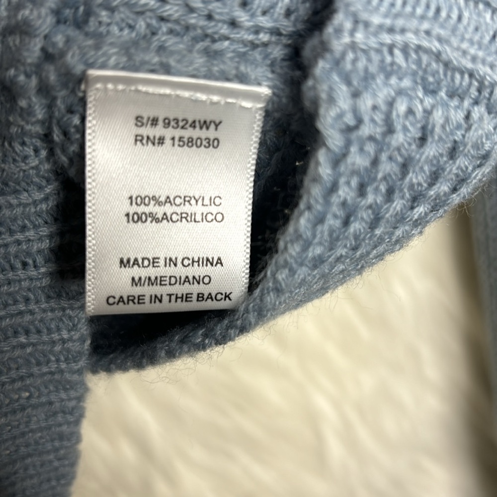 Mod on rend pullover sweater - Picture 3 of 4